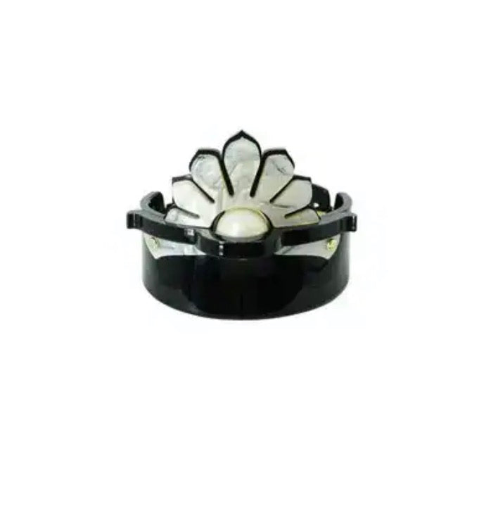 Gissa Bicalho Acrylic Shell Bracelet