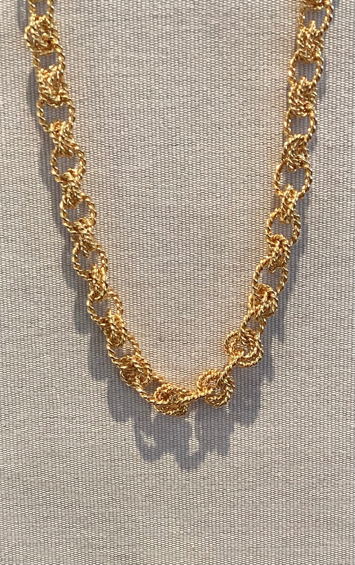 Vintage twist triple loop necklace