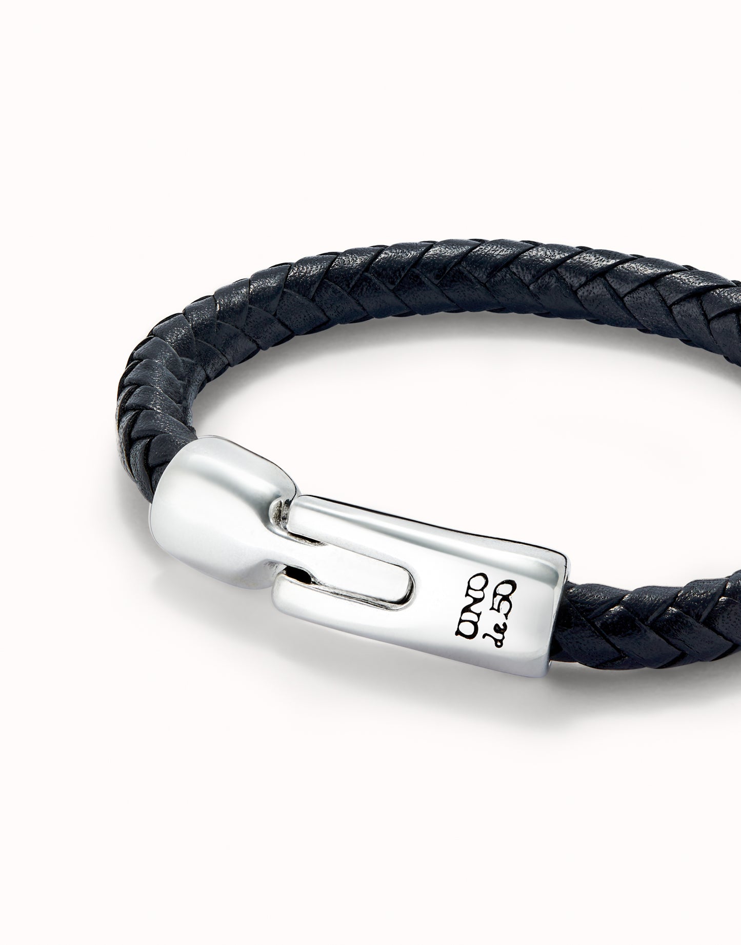 Uno Multi Strand Leather With Two Circles