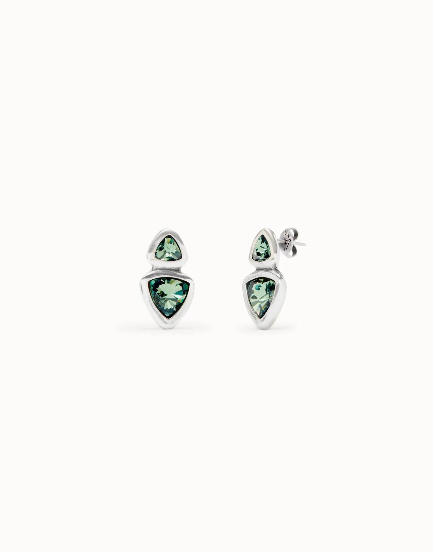 Uno Drop earrings with two green crystals