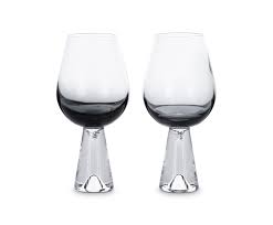 Tank Wine Glasses Set
