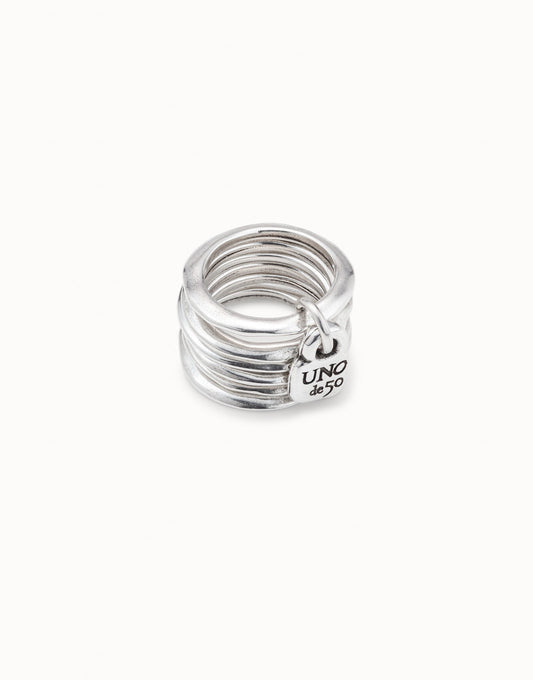 Uno Multi row ring with a charm