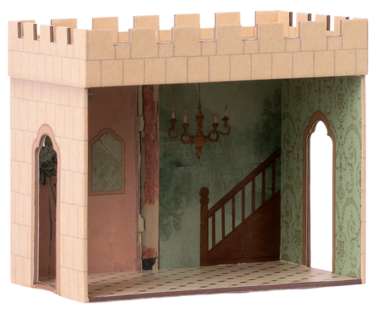 Maileg Castle, Hall
