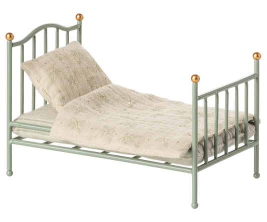 Vintage Single Bed, Mouse- Mint