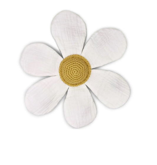 Flower Lovie Rattle Myum