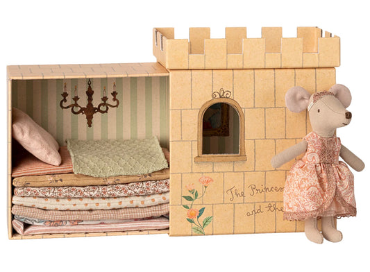 Maileg - Princess and the Pea, big sister mouse