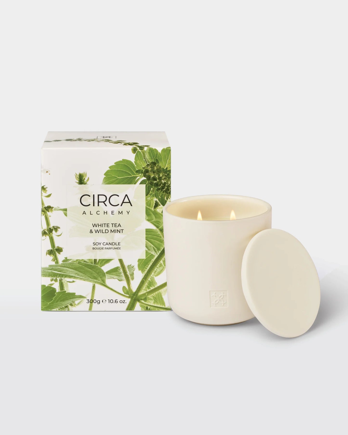 Circa White Tea & Wild Mint Soy Candle - 10.6 oz