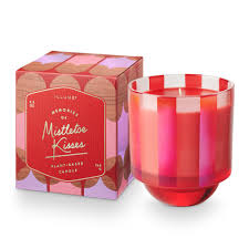 Memories of Mistletoe Kisses Vase Candle